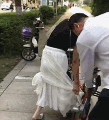 老婆穿裙子最好看