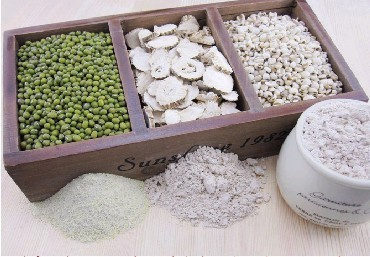 敷绿豆粉面膜去痘痘吗