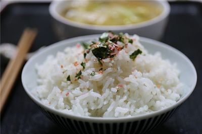 孕妇梦见吃米饭
