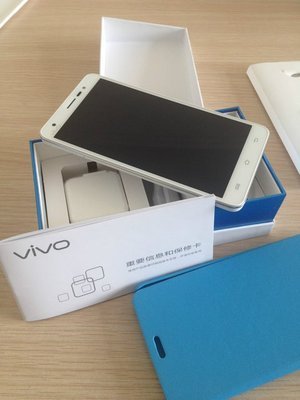 vox20内屏多少钱 维沃移动