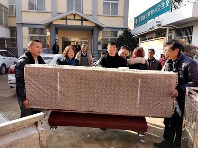沙发搬运