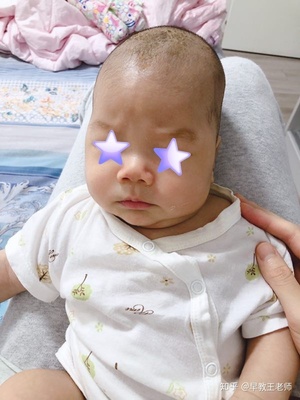 婴儿几个月能看见人