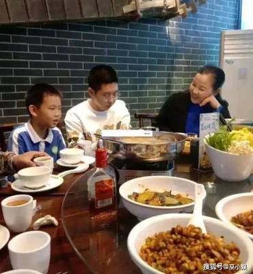 梦见自己洗碗