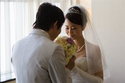 梦见自己和老公结婚
