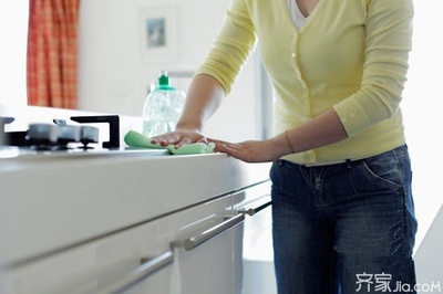 橱柜台面油垢怎么清洗