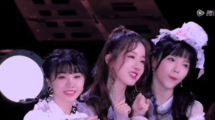 屁股大的女人穿什么上衣好看