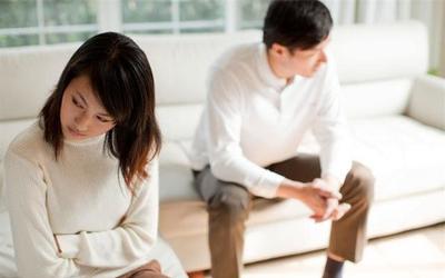 怀孕8个月想离婚怎么办