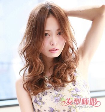 大方脸适合什么发型