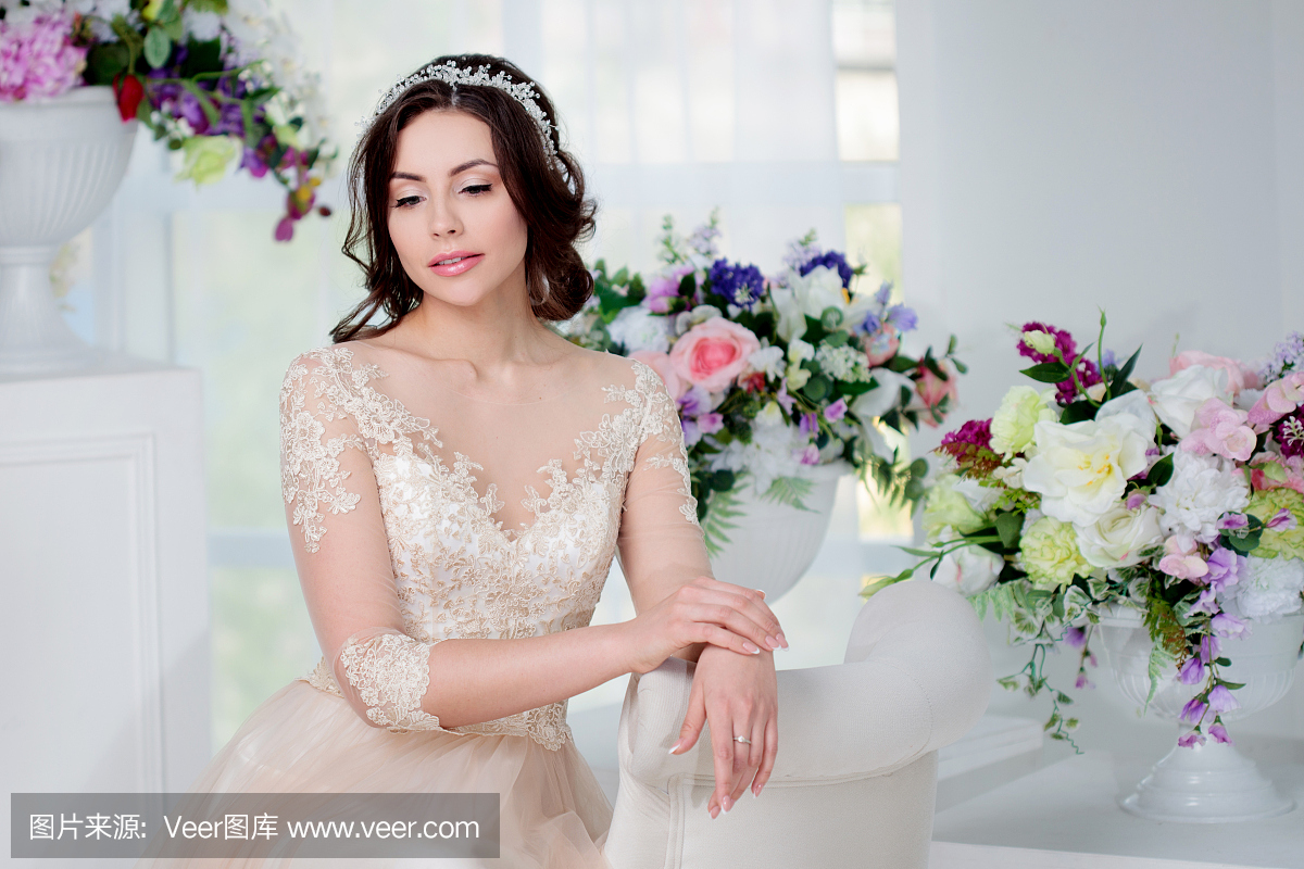 订婚发型女