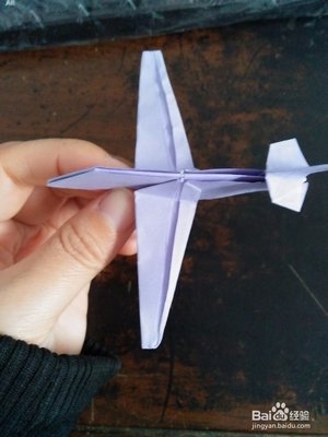 有折纸飞机的视频教程下载