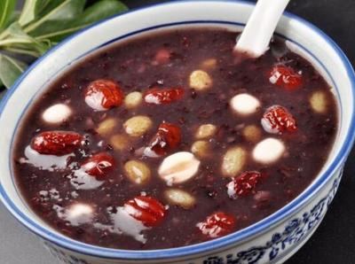 八宝粥的配料和熬制作方法