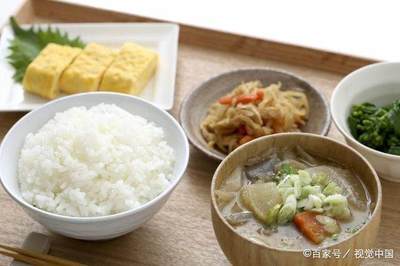 宝宝几个月能吃米饭