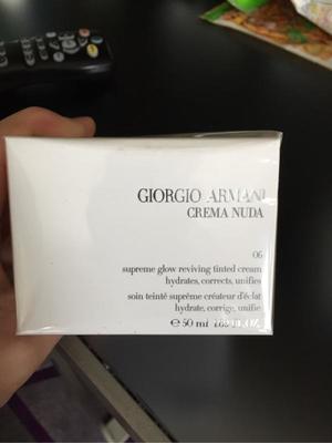 阿玛尼黑曜石粉底