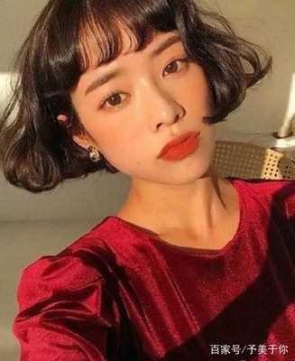 齐耳短发怎么烫才好看