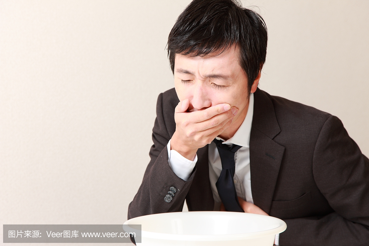 反胃肚子疼想吐是怎么回事