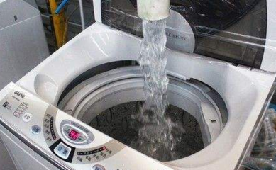 洗衣机怎么放水出来