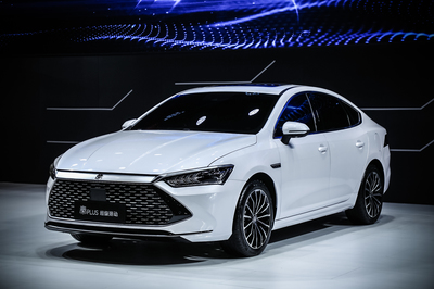 关于比亚迪秦plusdmi拆解的配图及描述