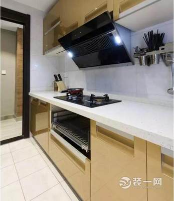 U型厨房留1米过道