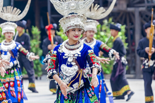 花山节是哪个民族的节日