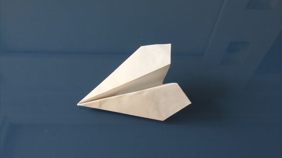 爱飞的猫折纸飞机视频下载