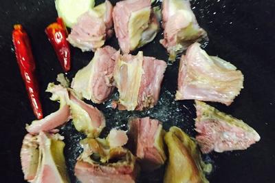炖腊肉鸭腿做法大全家常