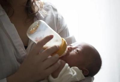 新生婴儿奶粉的水需要多少度