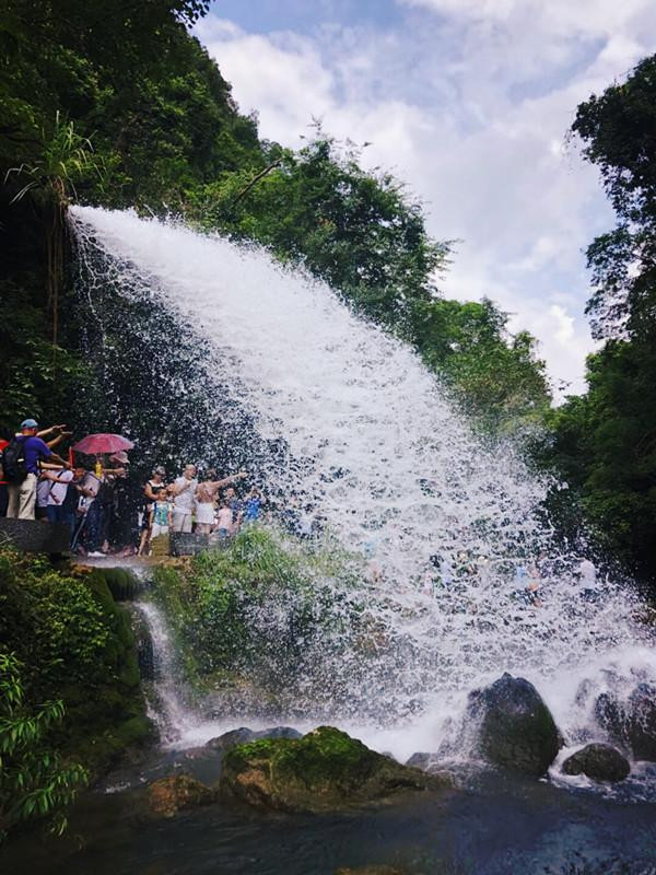 东莞去贵州6天旅游攻略