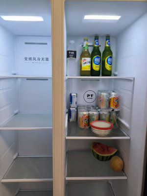 厨房对开门冰箱的设置
