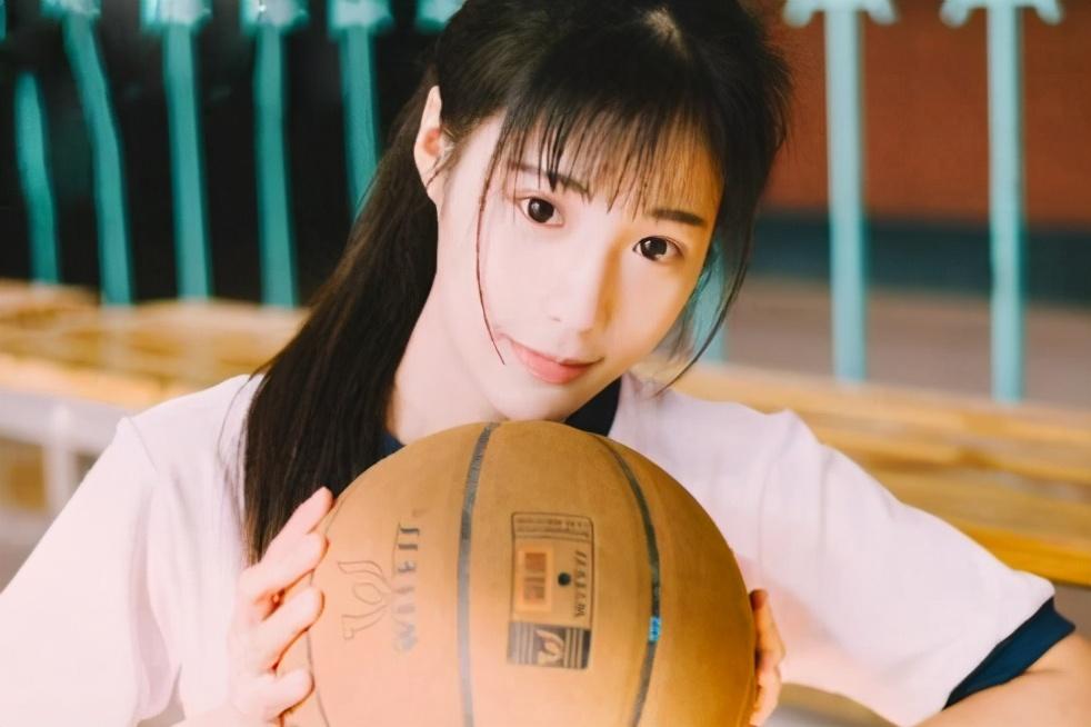 梦见自己试穿新鞋子