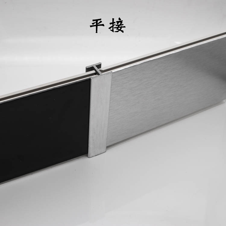 pvc踢脚线橱柜