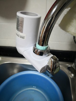 厨房净水器好大