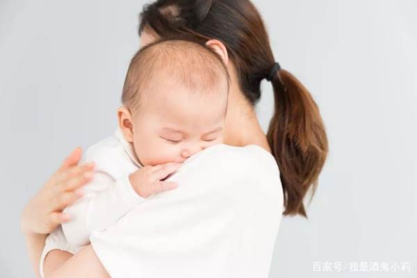 婴儿几个月可以抬头