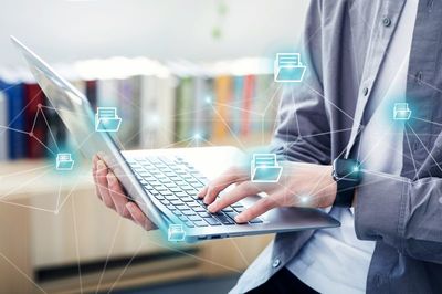 对深圳网站制作的实战演练构思进行讲解。