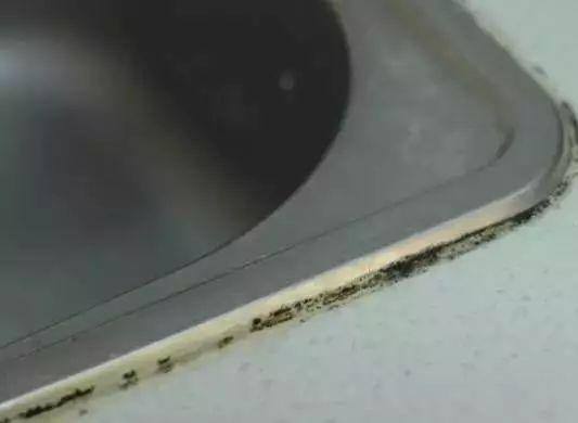 橱柜台中盆漏水怎么办