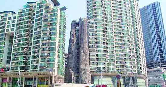 上海长寿路假山