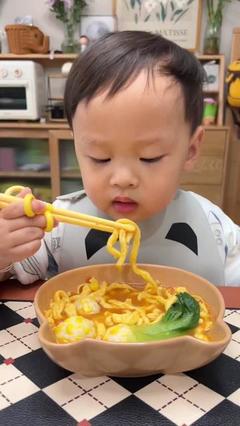 面条宝宝几个月可以吃