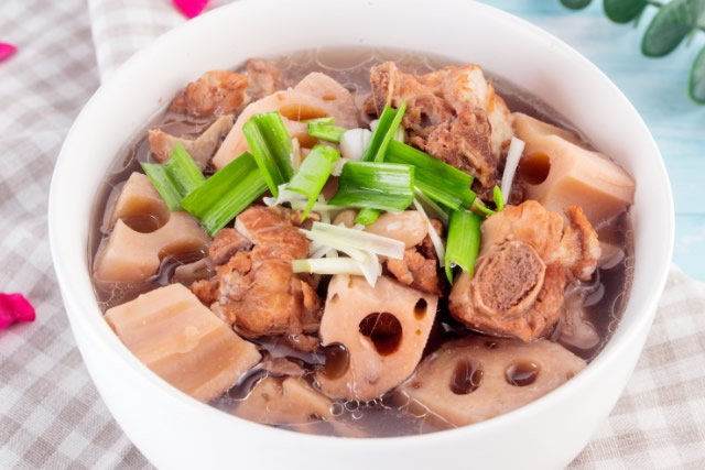 泡菜鸭藕的做法大全家常