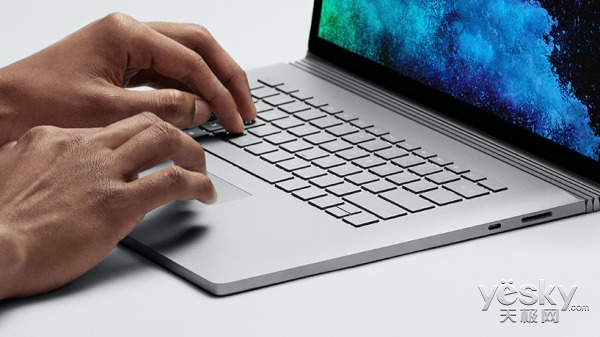 surface book 雷电3