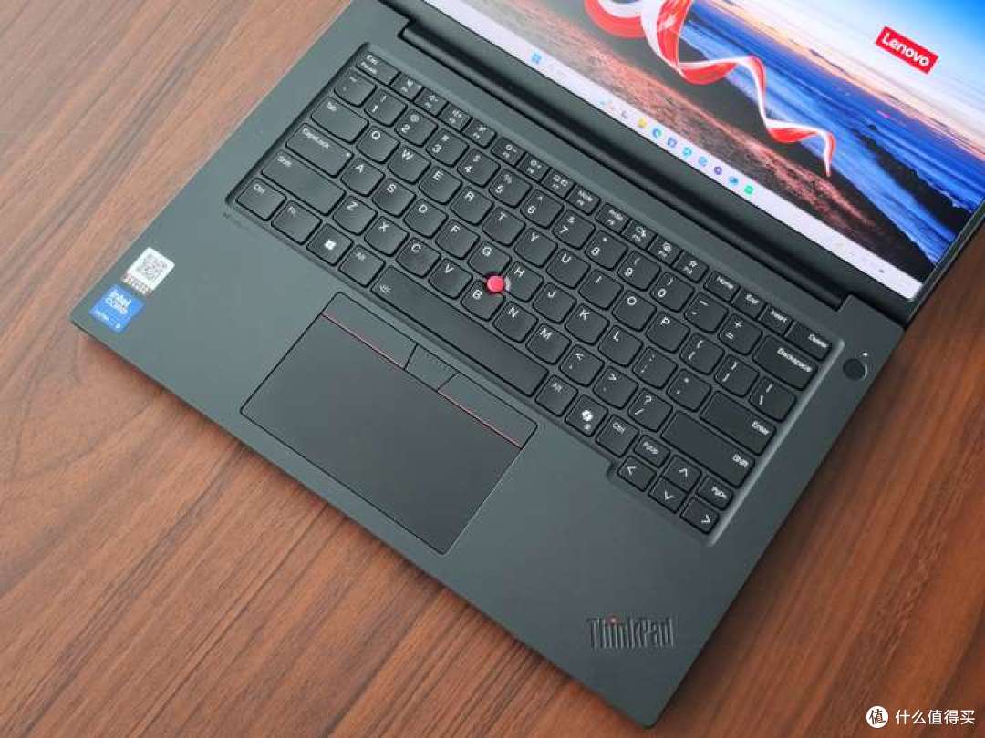 ThinkPad 2025 独显版性能实测:商务本里的性能实力派,不玩虚标 ThinkPad 2025 独显版性能实测:商务本里的性能实力派,不玩虚标