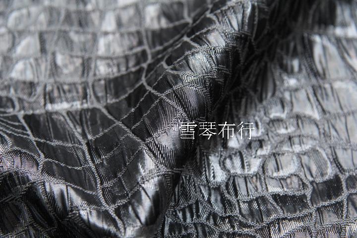 鉴别服装面料成分最简单方法是烧烧法
