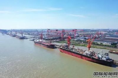 300载重吨船舶